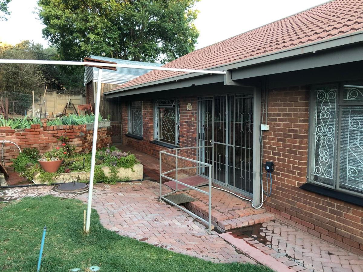 Juds@23 Apartment Bloemfontein Ngoại thất bức ảnh
